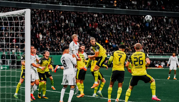 Eintracht Frankfurt vs Dortmund (00:30 – 29/10) | Xem lại trận đấu