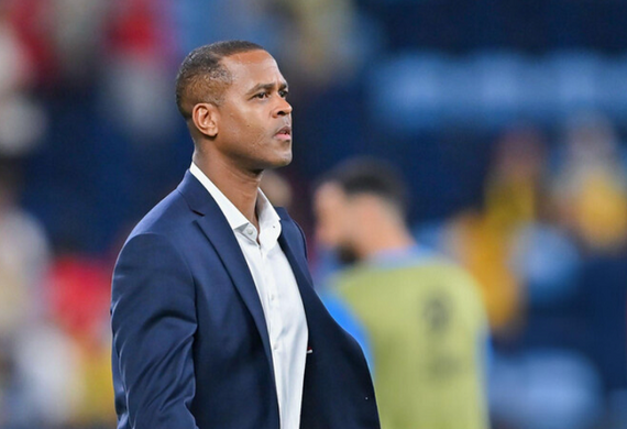 Indonesia được khuyên chọn Akira Nishino thay Patrick Kluivert